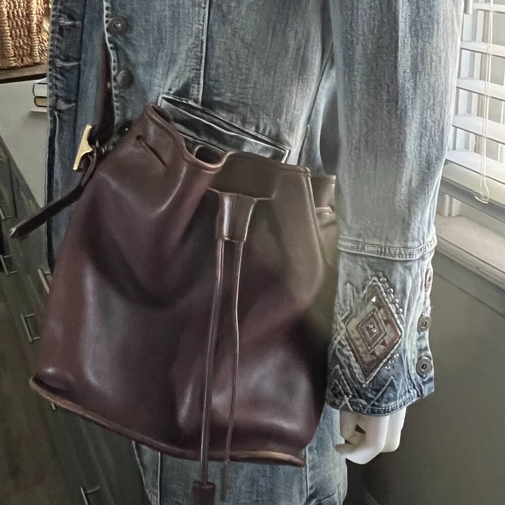 Vintage Coach Legacy Brown Leather Cross-Body Bucket Bag 9952